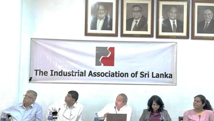 PRESENTATION ON THE EXISTING AND PROPOSED CHANGES TO THE EMPLOYMENT ACT 2 PRESENTATION ON THE EXISTING AND PROPOSED CHANGES TO THE EMPLOYMENT ACT 2