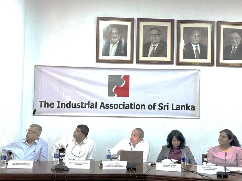 PRESENTATION ON THE EXISTING AND PROPOSED CHANGES TO THE EMPLOYMENT ACT 2